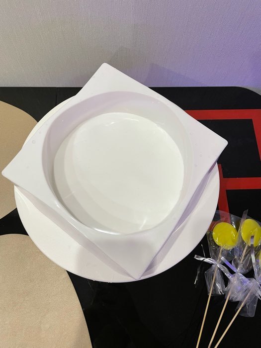 Фотография покупателя товара Форма для муссовых десертов и выпечки Доляна «Круг», силикон, 18×5 см, цвет белый - Фото 12