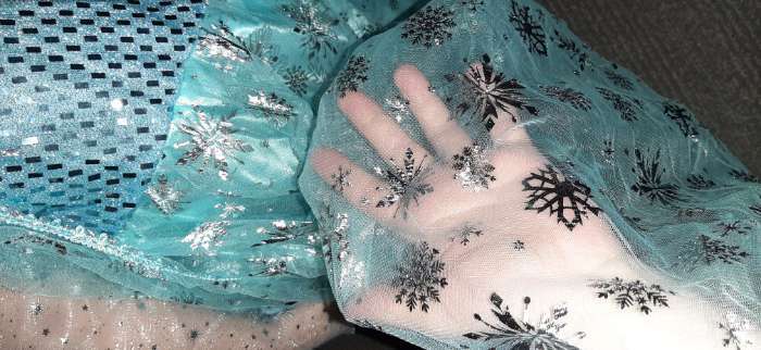Фотография покупателя товара Карнавальный костюм «Эльза», текстиль, размер 36, рост 140 см - Фото 6
