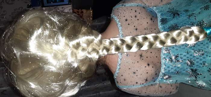 Фотография покупателя товара Карнавальный костюм «Эльза», текстиль, размер 30, рост 116 см - Фото 5