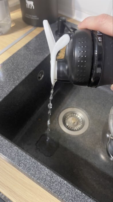 Фотография покупателя товара Шейкер «Мастер К» Work спортивный для коктейлей, 550 мл, 19.5×7.8 см, черный - Фото 1