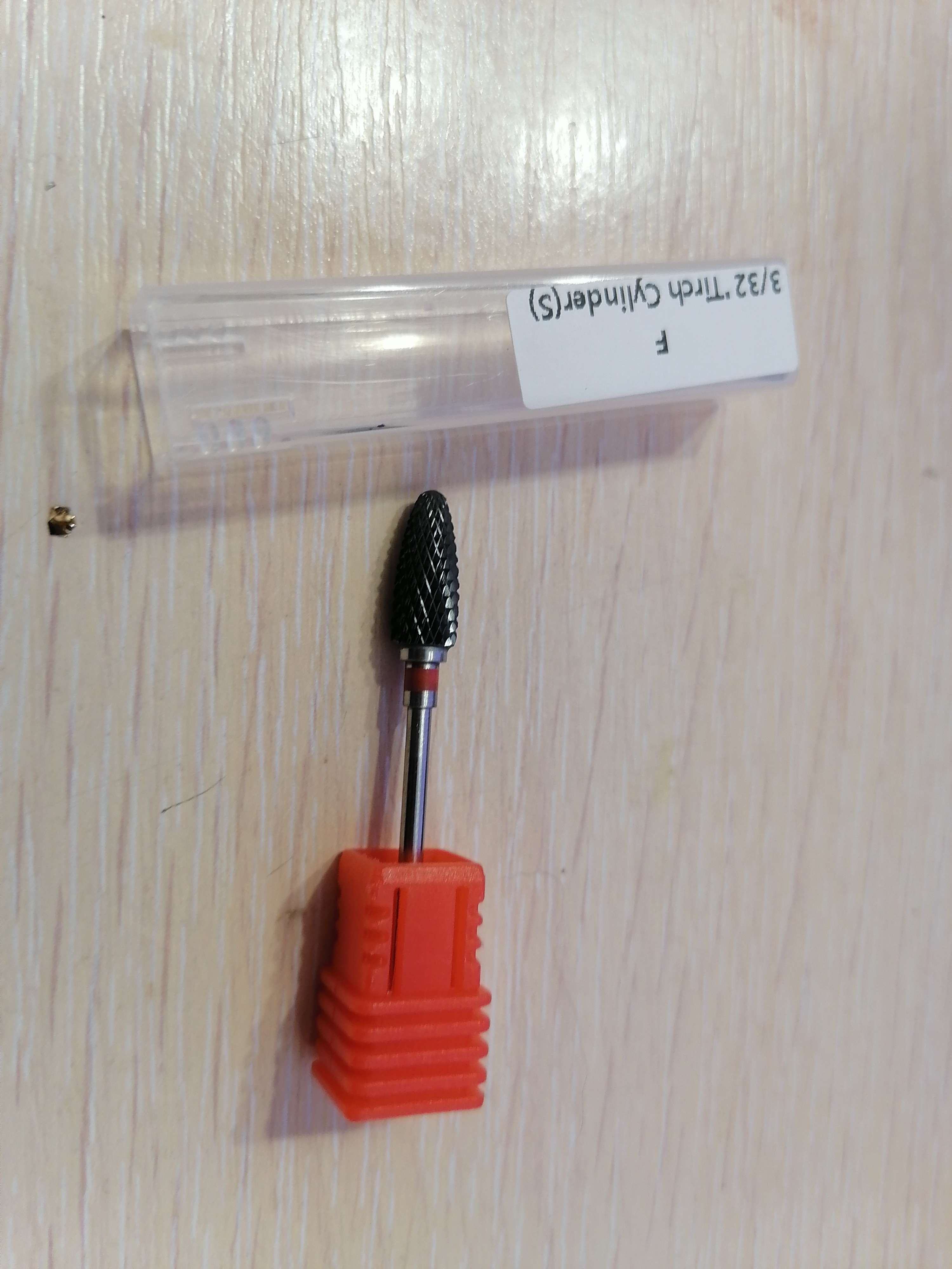 Фотография покупателя товара Фреза керамическая для маникюра «Кукуруза», мелкая нарезка, 6 × 15 мм, в пластиковом футляре, цвет чёрный - Фото 2