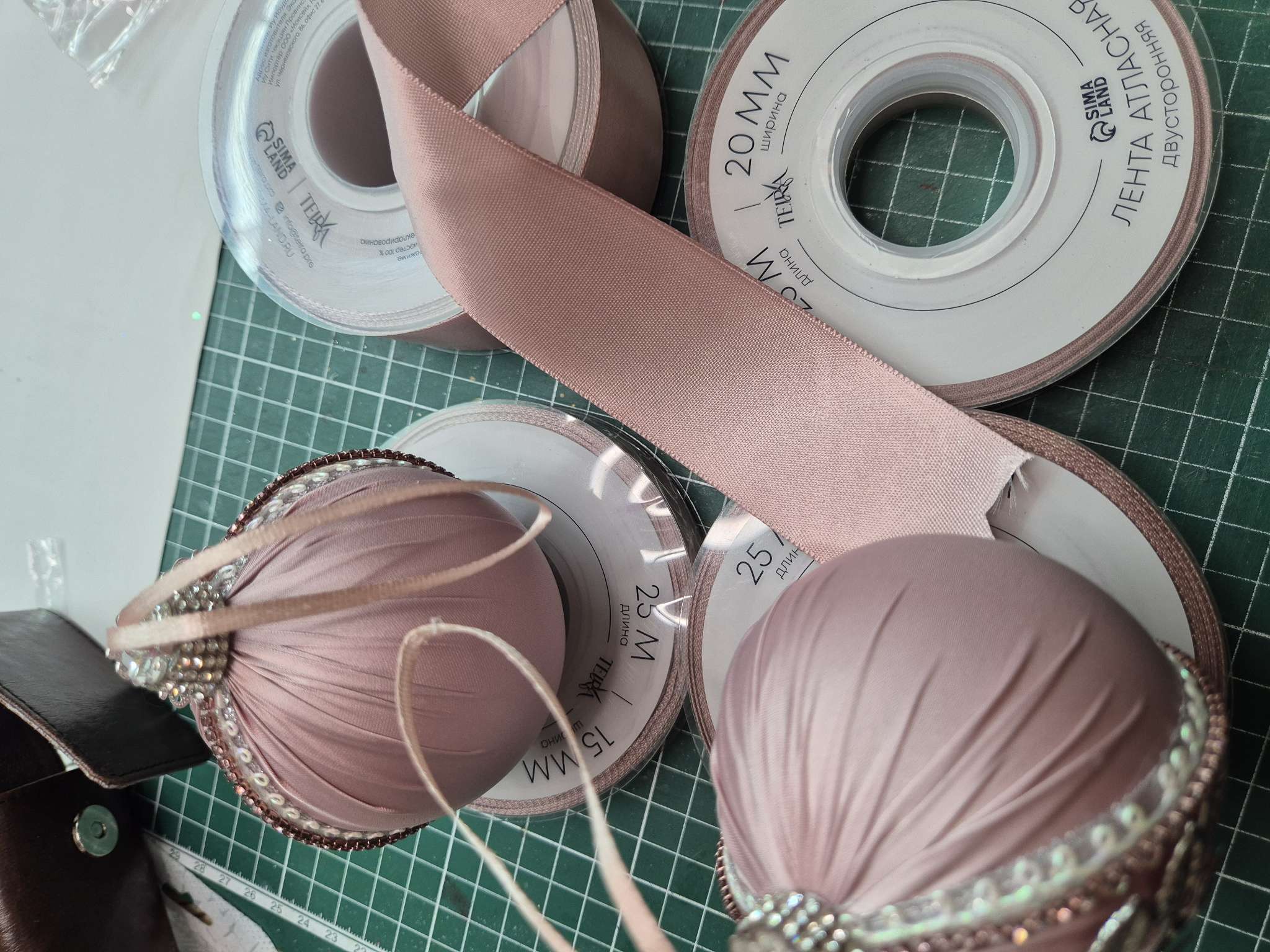 Фотография покупателя товара Лента атласная TEIRA, двухсторонняя, 15 мм, 25±1 м, нежно-розовая №164 - Фото 4