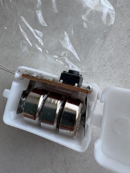 Фотография покупателя товара Гирлянда «Нить» 1 м роса, IP20, серебристая нить, 10 LED, 3 режима, батарейки AG13×3 (в комплекте), свечение мульти - Фото 73