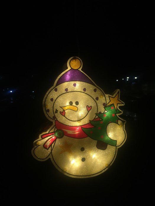 Фотография покупателя товара Светодиодная фигура на присоске «Снеговик» 19 × 22 см, пластик, батарейки АААх3 (не в комплекте), свечение тёплое белое - Фото 6