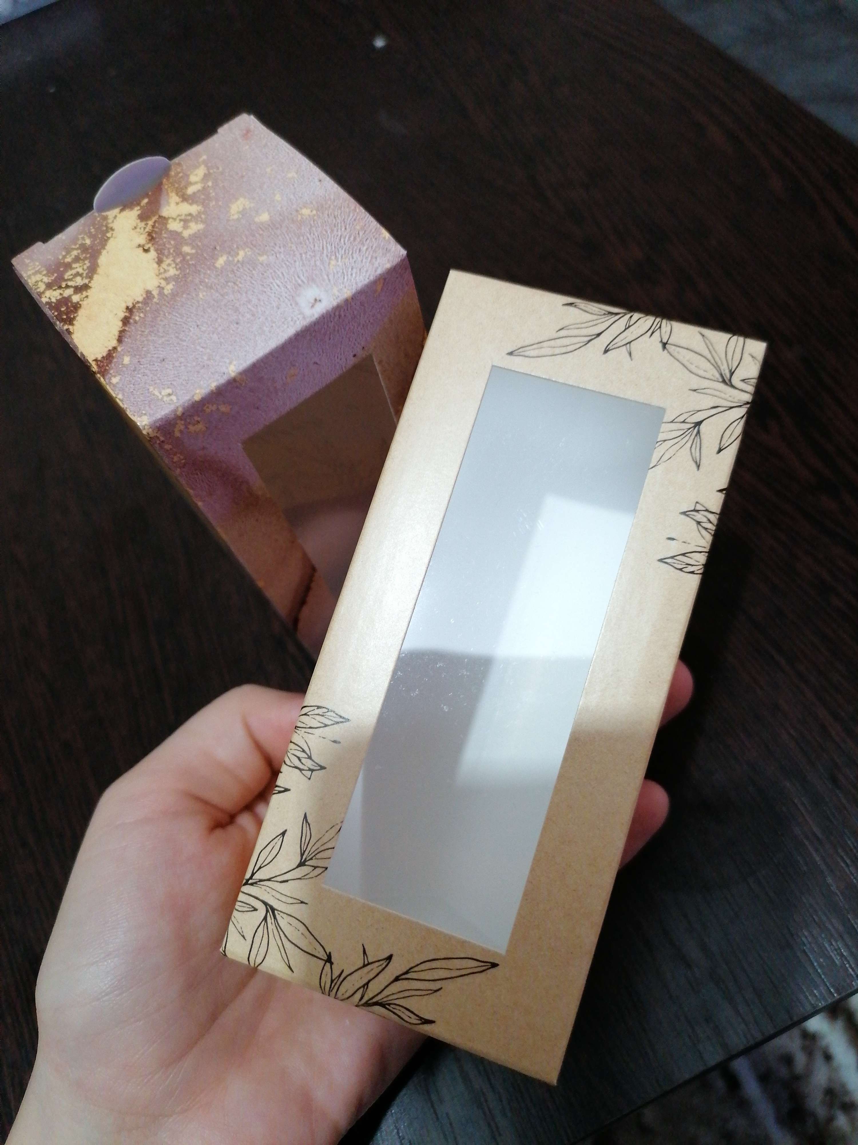 Фотография покупателя товара Коробка для макарун, кондитерская упаковка «Present»,12 х 5.5 х 5.5 см - Фото 2