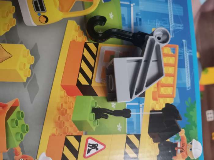 Фотография покупателя товара Конструктор «Стройплощадка маленькая», наклейки в наборе, 35 деталей - Фото 6