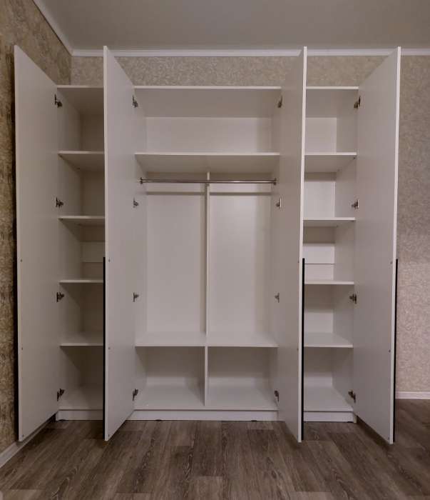 Фотография покупателя товара Шкаф трёхстворчатый для одежды «Стронг», с доводчиками, 1500×536×2200 мм, цвет белый/белый - Фото 3