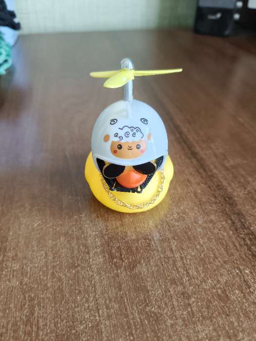 Фотография покупателя товара Утка с пропеллером, жёлтая, микс - Фото 4