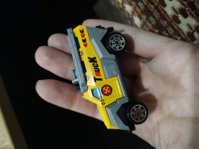 Фотография покупателя товара Машинки металлические «Пожарная служба», 6 шт., масштаб 1:64 - Фото 1