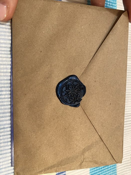 Фотография покупателя товара Сургуч для печати стержень «Благородный синий», перламутр, 1.1×1.1×9 см - Фото 1