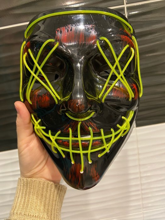 Фотография покупателя товара Карнавальная маска «Гай Фокс», световая - Фото 5