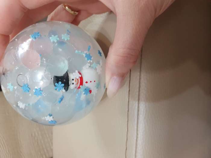 Фотография покупателя товара Набор для творчества «Новогодний шар с гидрогелем: снеговик» - Фото 4