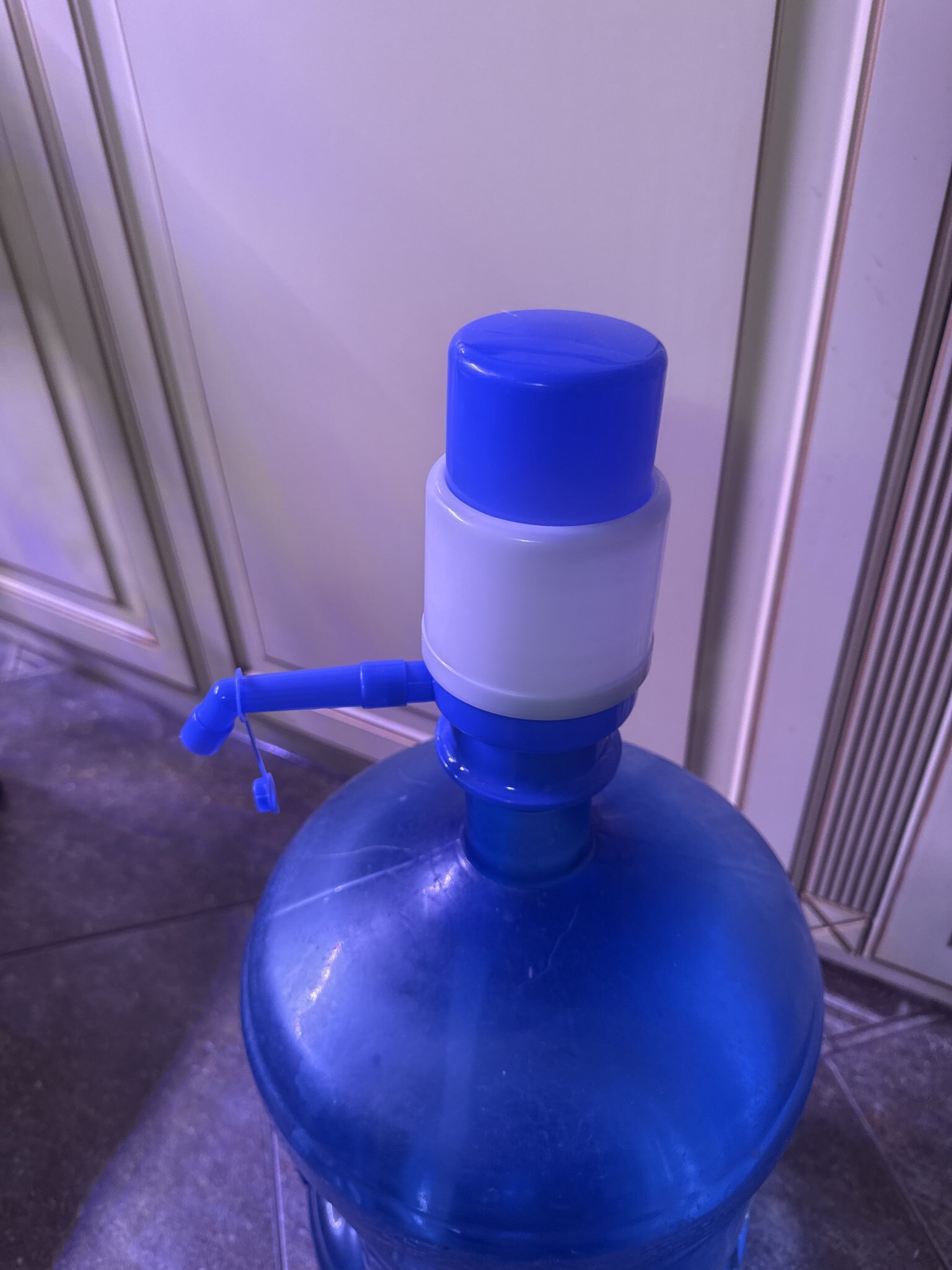 Фотография покупателя товара Помпа для воды Luazon, механическая, малая, под бутыль от 11 до 19 л, голубая - Фото 1