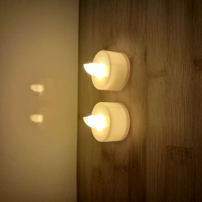 Фотография покупателя товара Светодиодные свечи, ночники LED RISALUX «Добра и света!» набор 2 шт., жёлтые, RGB, 3.5×3.5×4 см - Фото 2