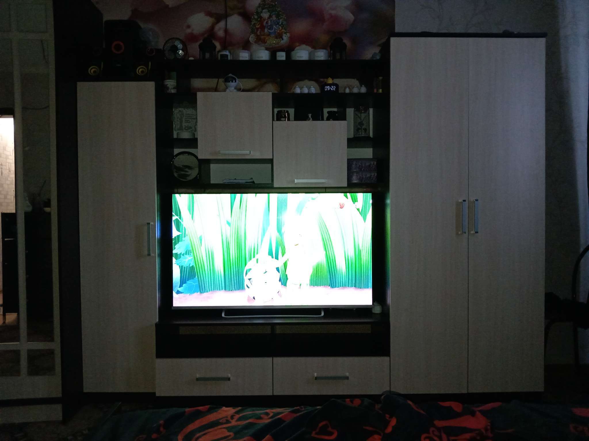 Фотография покупателя товара Гостиная «Марта-12», 1920×2400×440 мм, цвет венге/дуб молочный - Фото 10