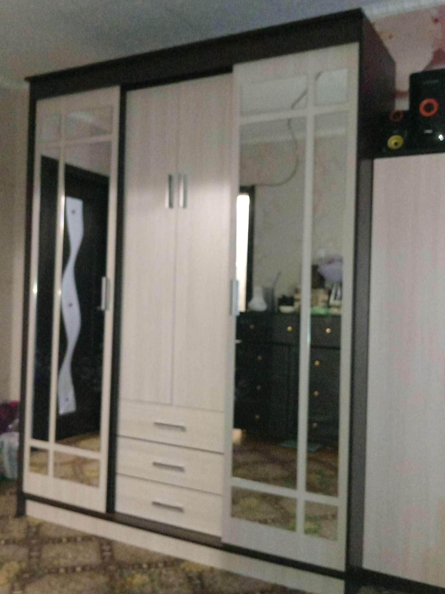 Фотография покупателя товара Шкаф-купе «Лорд», 1700×580×2200 мм, цвет ясень шимо светлый/тёмный - Фото 1