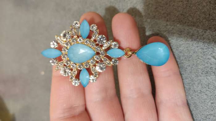 Фотография покупателя товара Брошь «Императрица» гамма, бело-зелёная в золоте - Фото 1