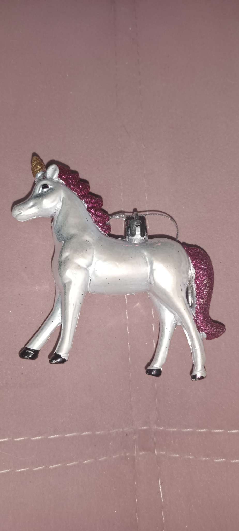 Фотография покупателя товара Ёлочные игрушки 2 шт. «Зимнее волшебство. Сказочные единороги» пластик, 9×9 см, серебро - Фото 2