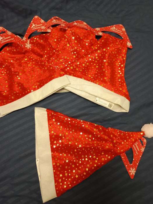 Фотография покупателя товара Колпак новогодний «Звёздочки маленькие» 40×27 см, красный - Фото 1