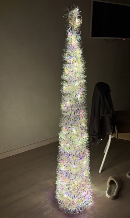Фотография покупателя товара Светодиодная фигура из мишуры «Волшебная елка» 120×40 см, 200 LED, батарейки ААх3, свечение тёплое белое - Фото 1