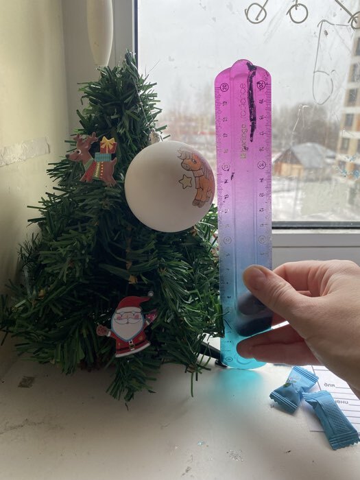 Фотография покупателя товара Искусственная ёлка «Зимнее волшебство. Простая», 90 см, 90 ПВХ веток отгибаются - Фото 6