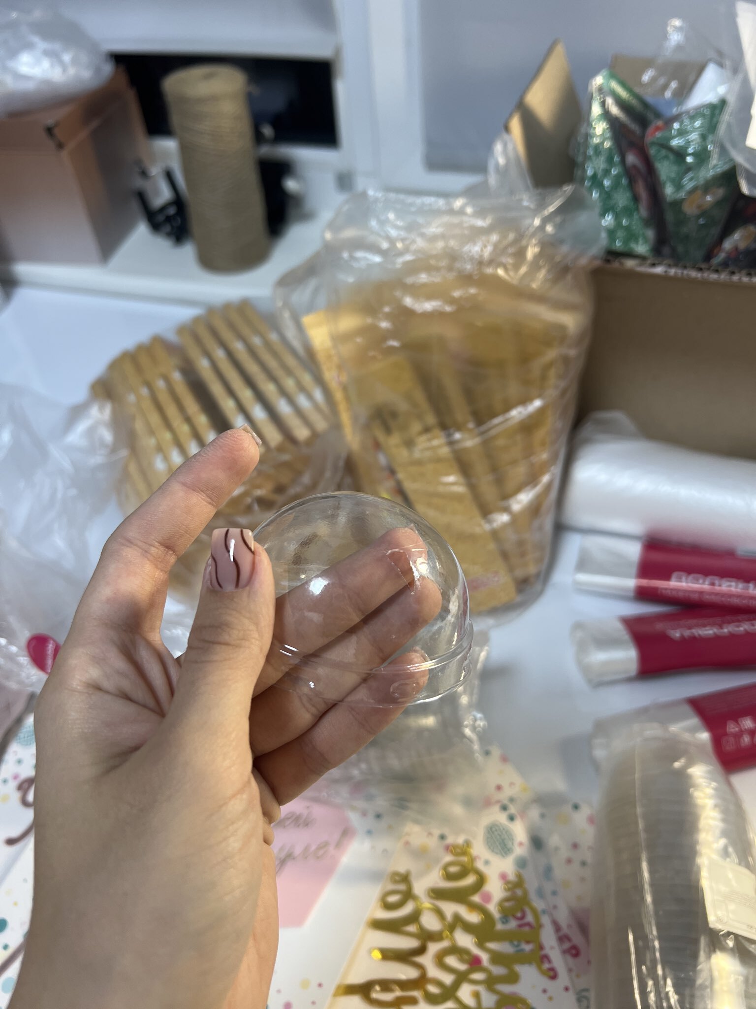 Фотография покупателя товара Набор крышек к формам для выпечки Доляна, 25 шт., d=6.8 см, h=3.9 см, пластик, прозрачный - Фото 2