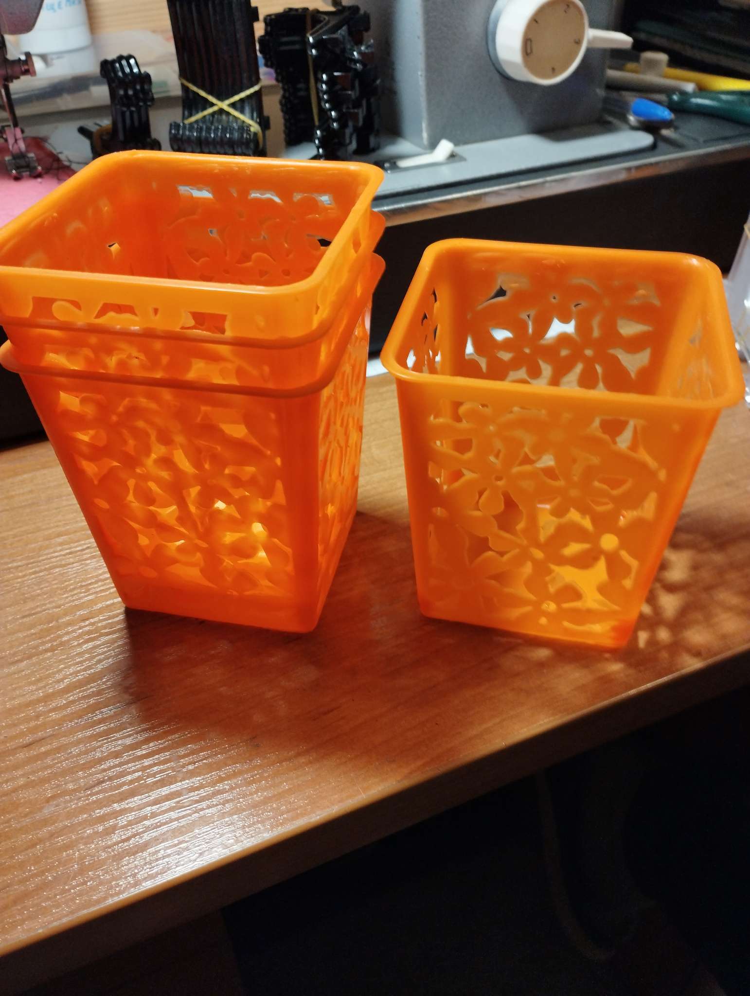 Фотография покупателя товара Корзина для хранения «Цветы», пластик, 9×9×10 см, МИКС - Фото 7