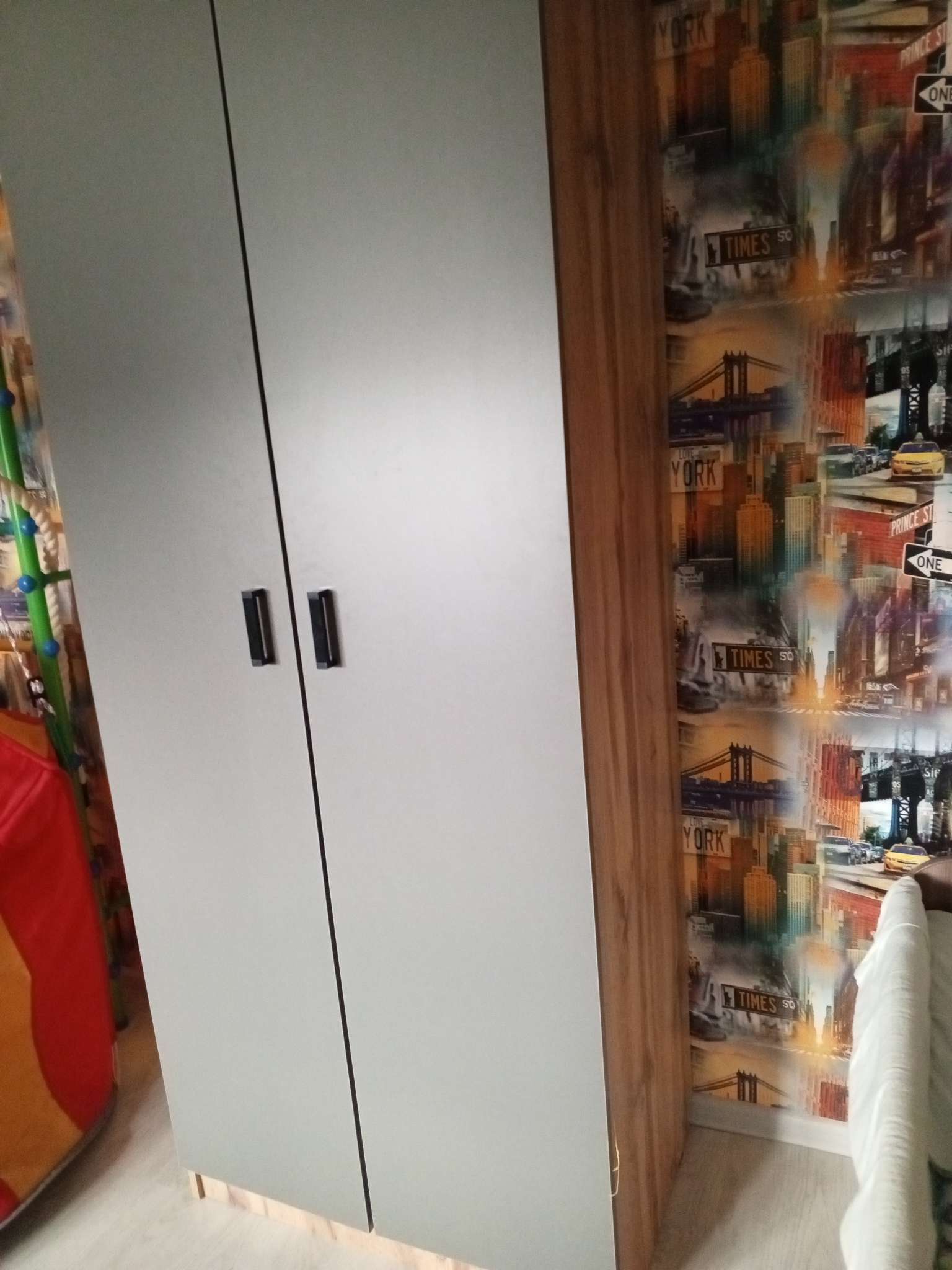 Фотография покупателя товара Шкаф трёхстворчатый распашной «Клик Мебель», 1210×500×2100 мм, цвет дуб вотан/тёмно - серый - Фото 4