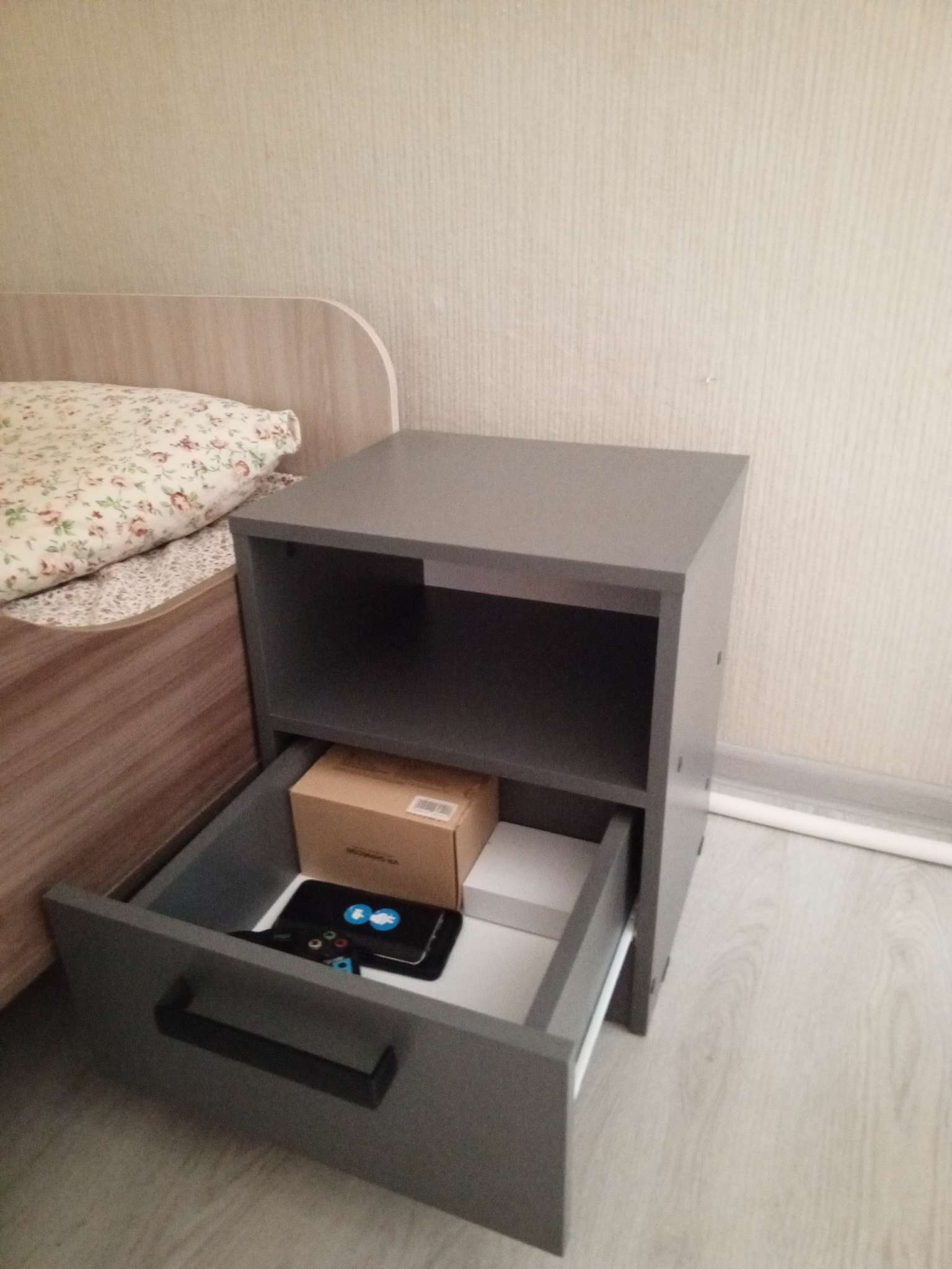 Фотография покупателя товара Тумба прикроватная напольная «ЭКО», 400×375×468 мм, цвет цвет венге/лоредо - Фото 1