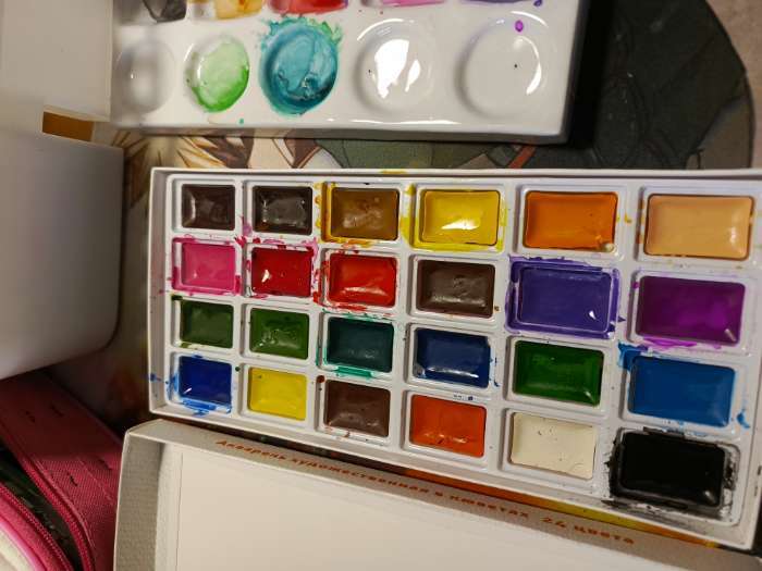 Фотография покупателя товара УЦЕНКА Акварель художественная в кюветах, 24 цвета - Фото 1