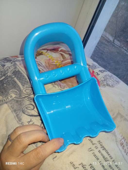 Фотография покупателя товара Лопатка для снега «Веселье», цвета МИКС - Фото 1