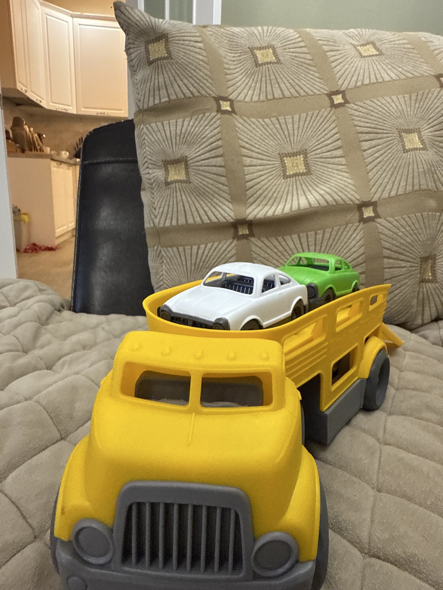 Фотография покупателя товара Автовоз Car Hauler, цвета МИКС - Фото 1