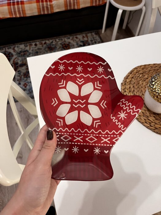 Фотография покупателя товара Блюдо сервировочное Доляна «Рукавицы. Зимине забавы», 22×18.5 см, стекло - Фото 1