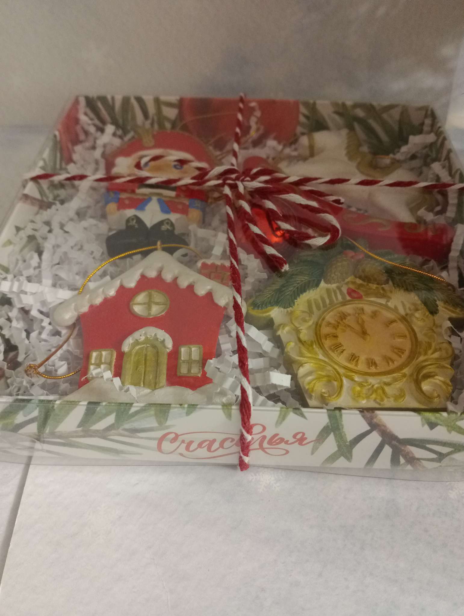 Фотография покупателя товара Коробка с PVC крышкой, «С Новым годом», 16×16×3 см - Фото 1