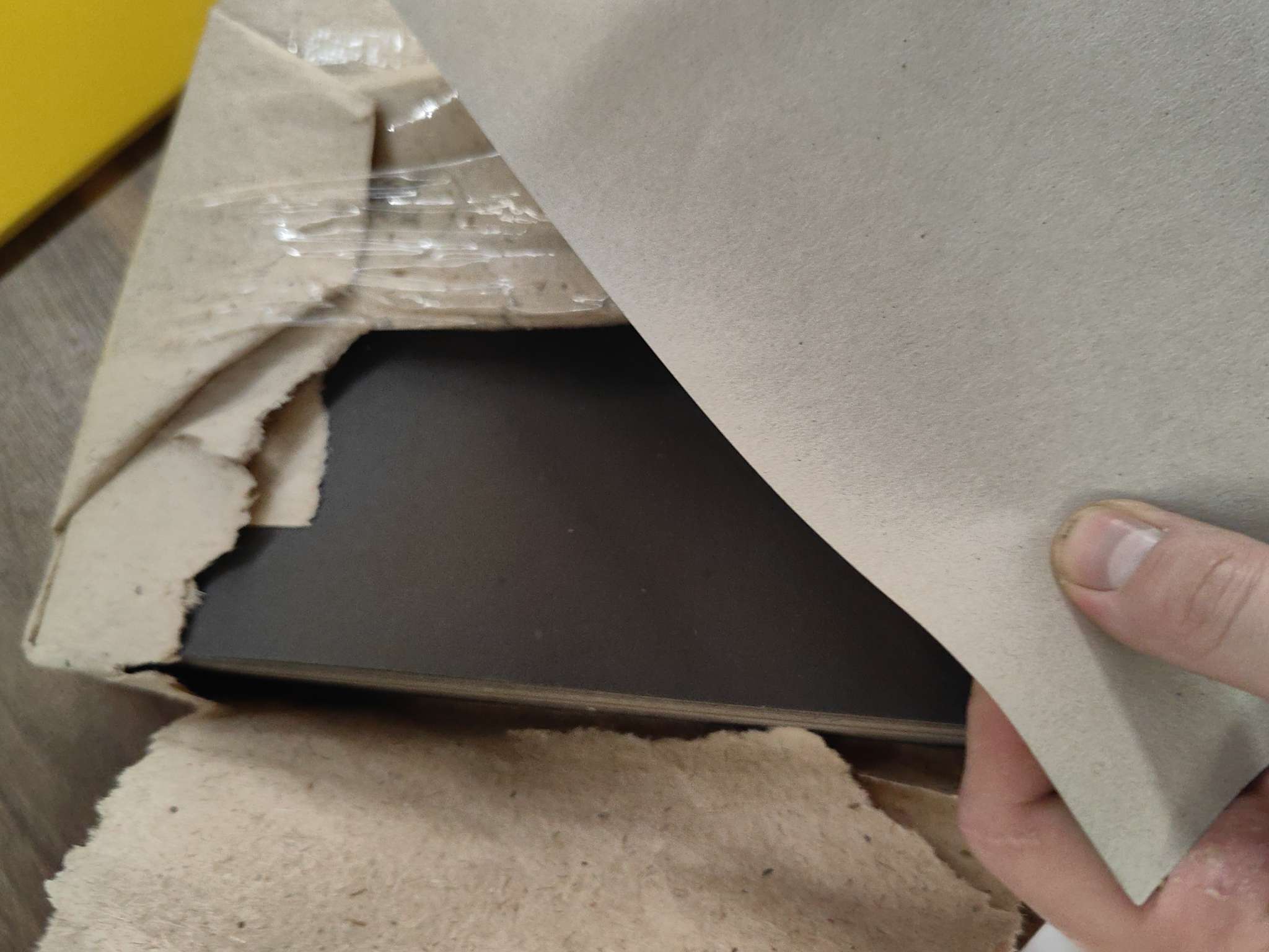 Фотография покупателя товара Картон цветной А4, 190-220 г/м², немелованный, чёрный, цена за 1 лист - Фото 1