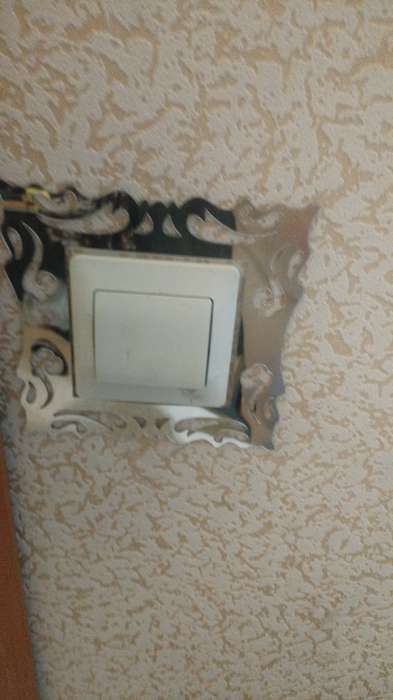 Фотография покупателя товара Наклейка интерьерная зеркальная на выключатель TAKE IT EASY «Узор», декор настенный, 15×15 см - Фото 1