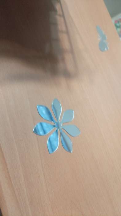 Фотография покупателя товара Зеркало настенное «Цветочки», на клеевой основе, акриловое, 16 шт. 7×7 см - Фото 1