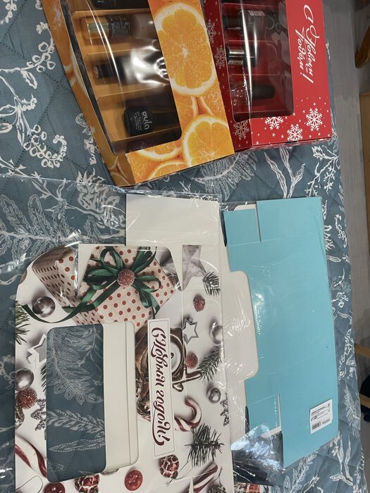 Фотография покупателя товара Коробка под 5 эклеров с вкладышами новогодняя «Мандарины», 25×15×6.5 см, кондитерская упаковка - Фото 13
