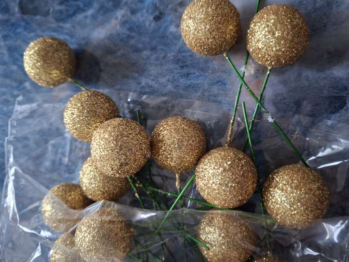 Фотография покупателя товара Фигурка для поделок и декора на проволоке «Шар», набор 20 шт., размер 1 шт. — 2×7 см, цвет золотой - Фото 1