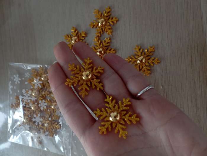 Фотография покупателя товара Декор новогодний «Снежинка», золотой, 3×3 см, набор 10 шт. - Фото 1
