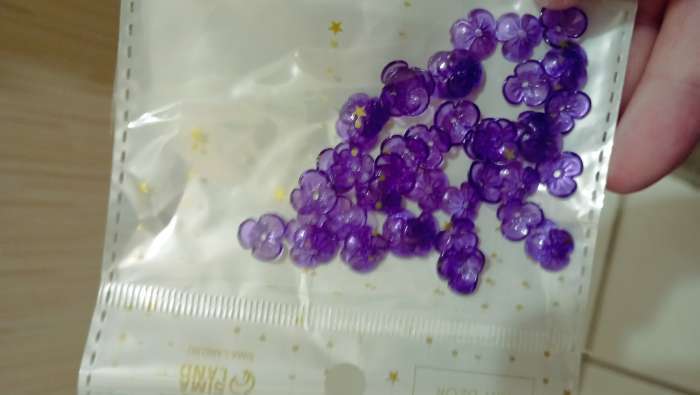 Фотография покупателя товара Бусины для творчества пластик "Шляпка для бусин" набор 50 шт прозрачный фиолет 0,4х1х1 см - Фото 1