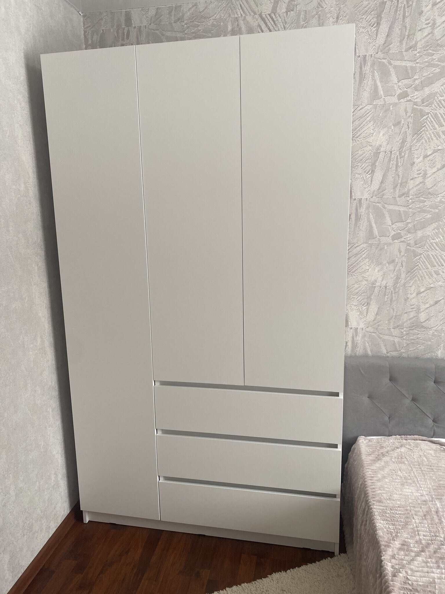 Фотография покупателя товара Шкаф – пенал «Мадера», 400×520×2100 мм, цвет графит - Фото 10