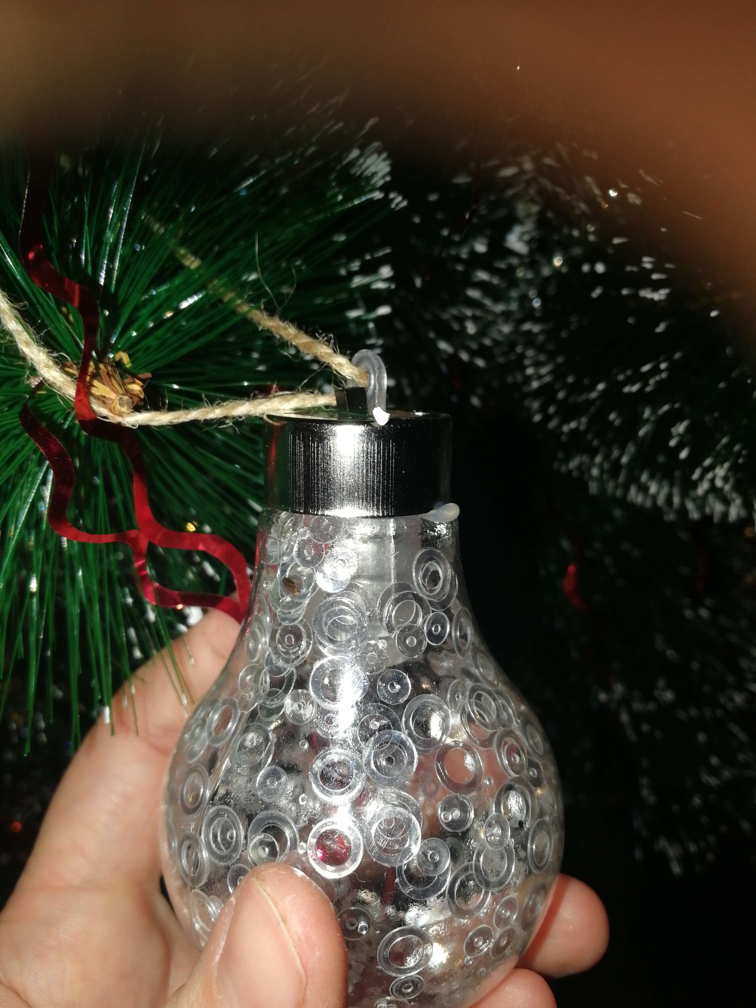 Фотография покупателя товара Набор ёлочных шаров «Лампочки» 3 шт., батарейки, 1 LED, свечение тёплое белое, RGB, белое - Фото 2