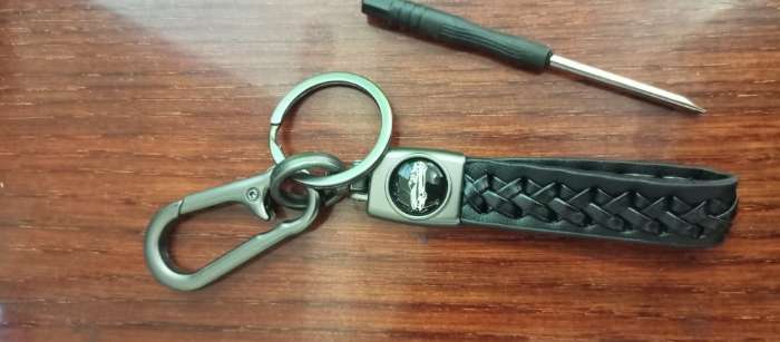 Фотография покупателя товара Брелок для ключей, петля с карабином, кожа PU, красный - Фото 2