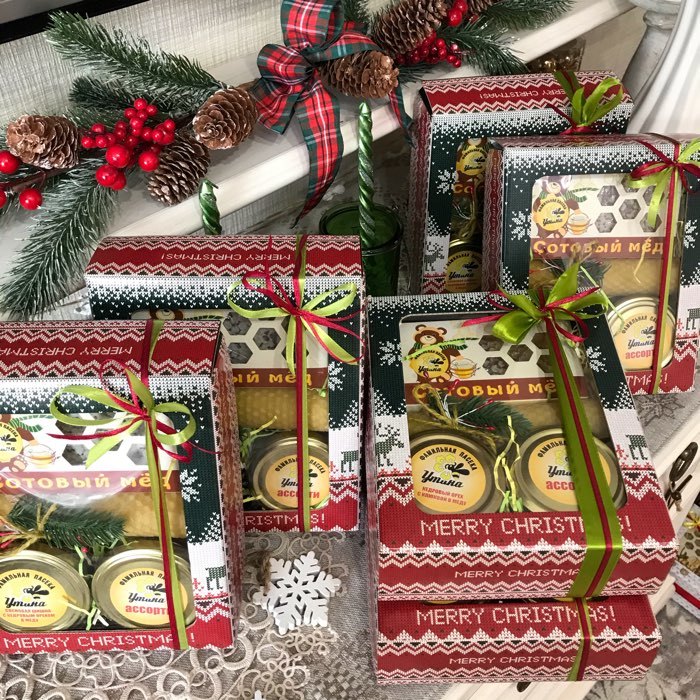 Фотография покупателя товара Коробка подарочная, крышка-дно, с окном "С Новым Годом", 18 х 15 х 5 см - Фото 13