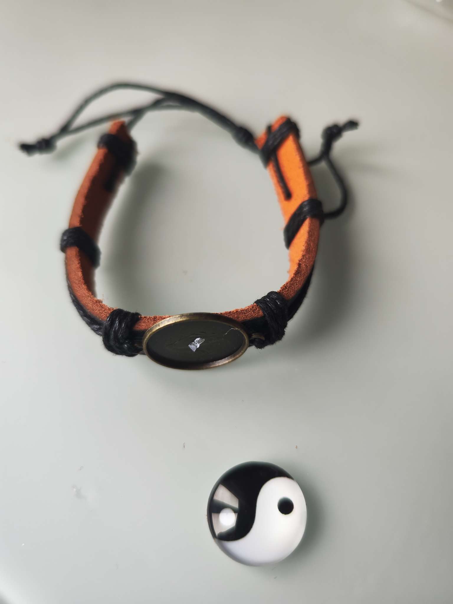 Фотография покупателя товара Браслет кожа «Новый день» инь-ян, чёрно-коричневый, 6 см - Фото 1