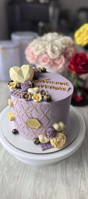 Фотография покупателя товара Подложка для торта усиленная 24 см, черно - белая, 3.2 мм - Фото 4