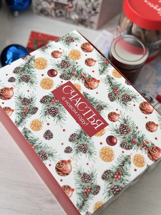 Фотография покупателя товара Коробка подарочная новогодняя складная «Счастья в Новом году», 25×18×10 см - Фото 1