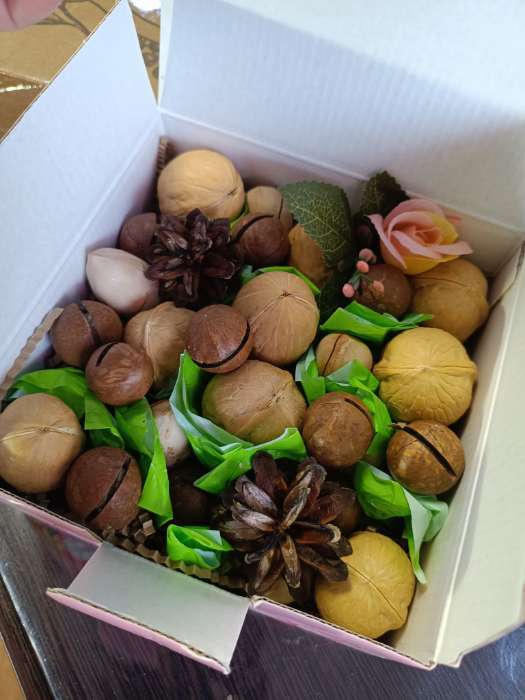 Фотография покупателя товара Коробка подарочная сборная, упаковка, «Лучшему учителю», 15×15×7 см - Фото 1