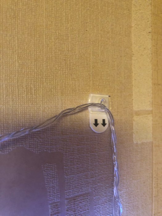 Фотография покупателя товара Держатель самоклеящийся для проводов и гирлянд AVIORA, в упаковке 20 шт.